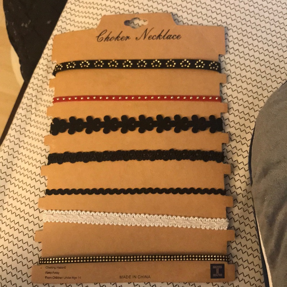 Pack of choker necklaces